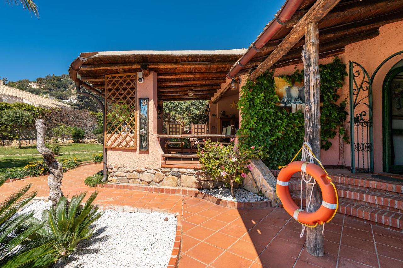 Guest House Villa Verde - Short Term Room Rentals Torre delle Stelle Exterior foto