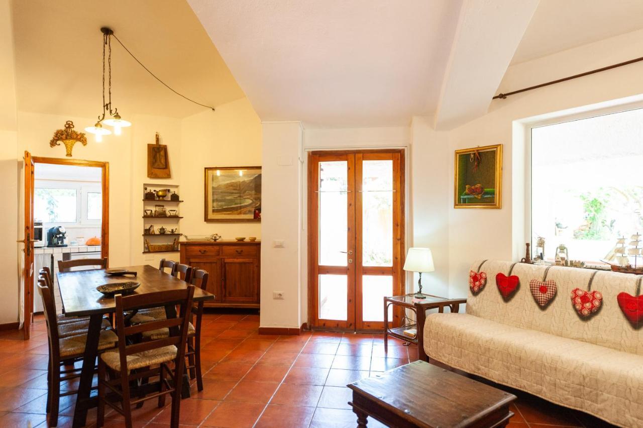 Guest House Villa Verde - Short Term Room Rentals Torre delle Stelle Exterior foto